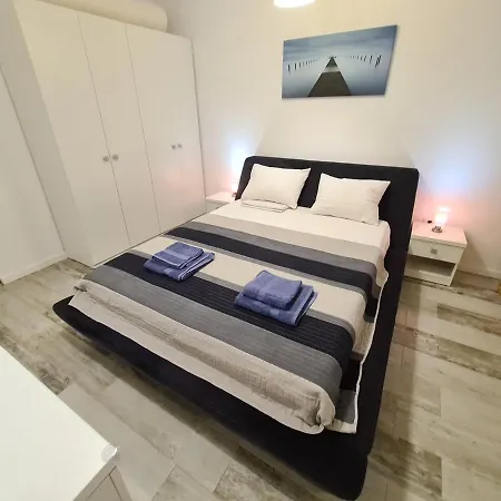 50m De Promenada Apartament *